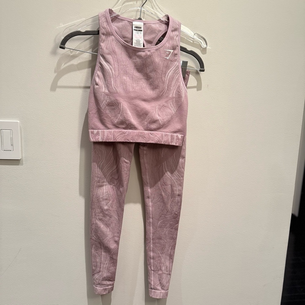 Gymshark Mauve Light Purple Crop Top Small & Leggings XS Set